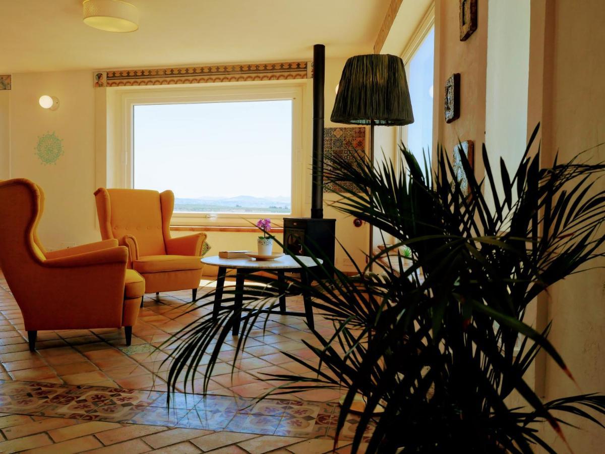 Villa Immersa In Oliveto Vista Mare 취아카 외부 사진