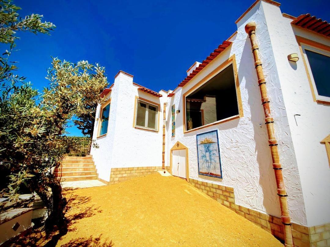 Villa Immersa In Oliveto Vista Mare 취아카 외부 사진