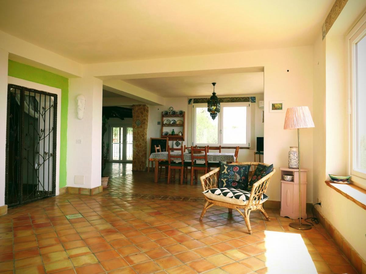 Villa Immersa In Oliveto Vista Mare 취아카 외부 사진